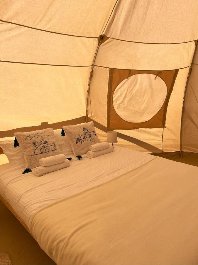 Flore'S Garden Glamping Bran  Extérieur photo